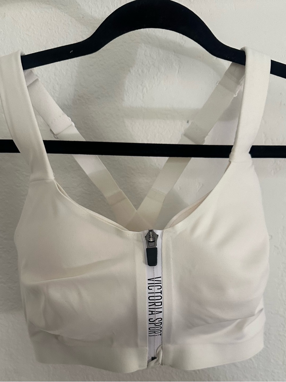 Victoria Sport White Front-Zip Support Sports Bra